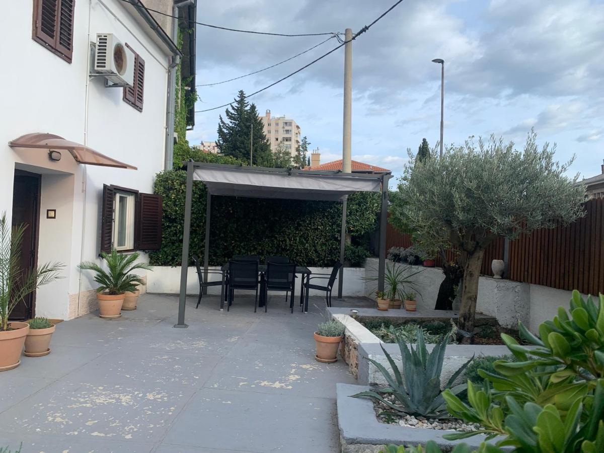 Kuca Za Odmor City Oasis Rijeka Exterior foto
